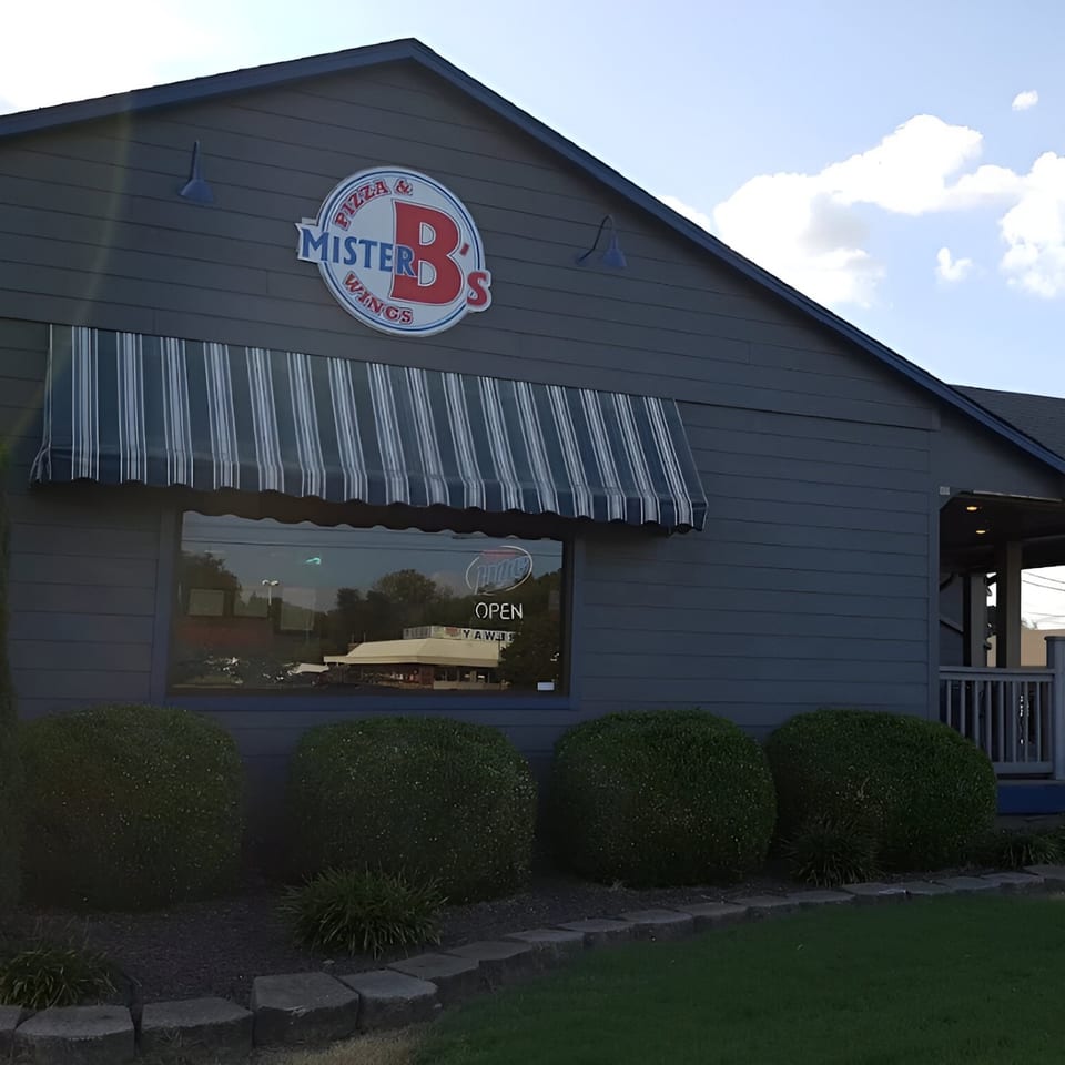 Mister B's Pizza & Wings photo 6