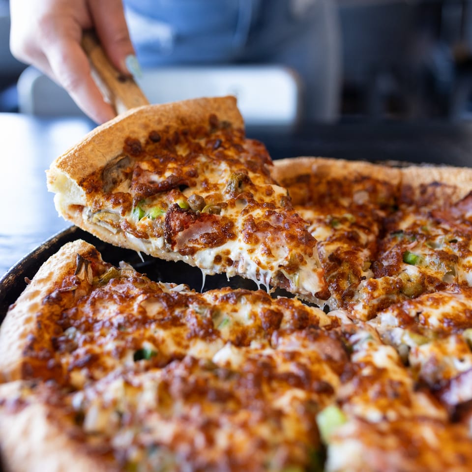 Mister B's Pizza & Wings photo 2