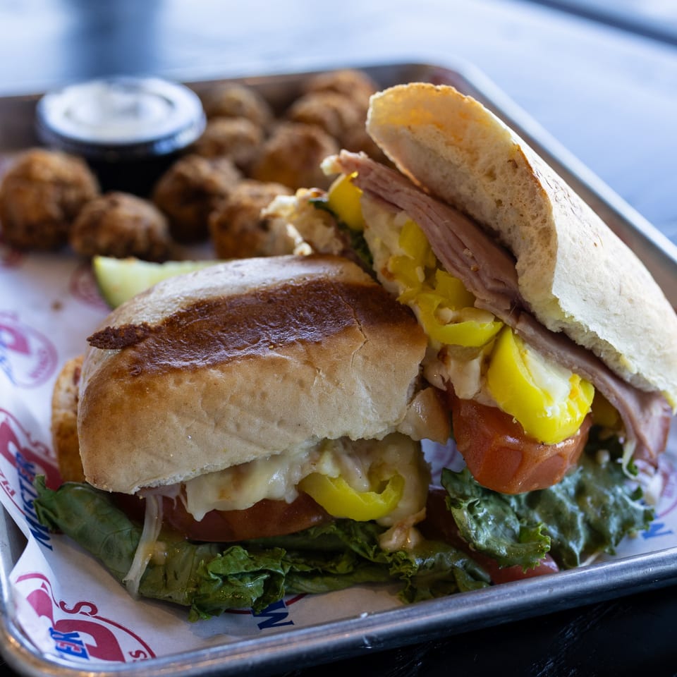Mister B's Pizza & Wings photo 3